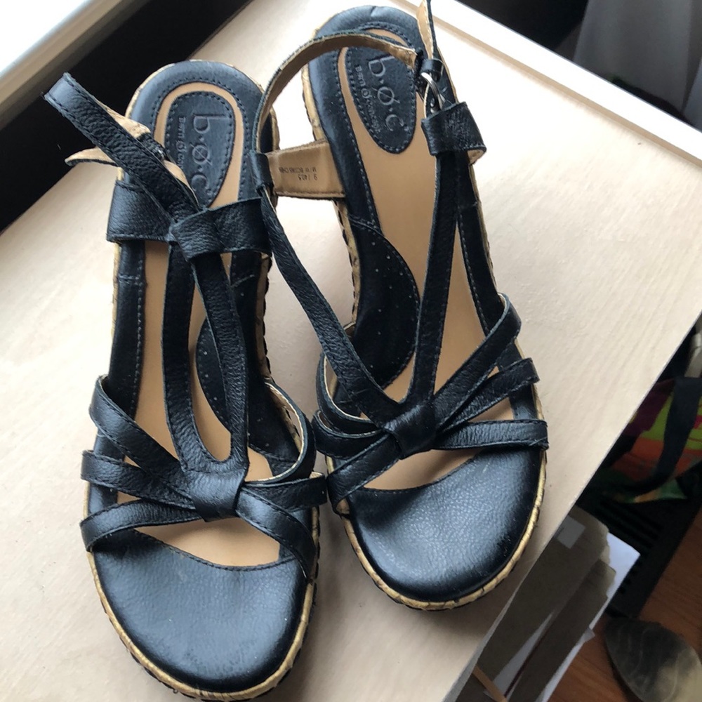 Ladies shoes
